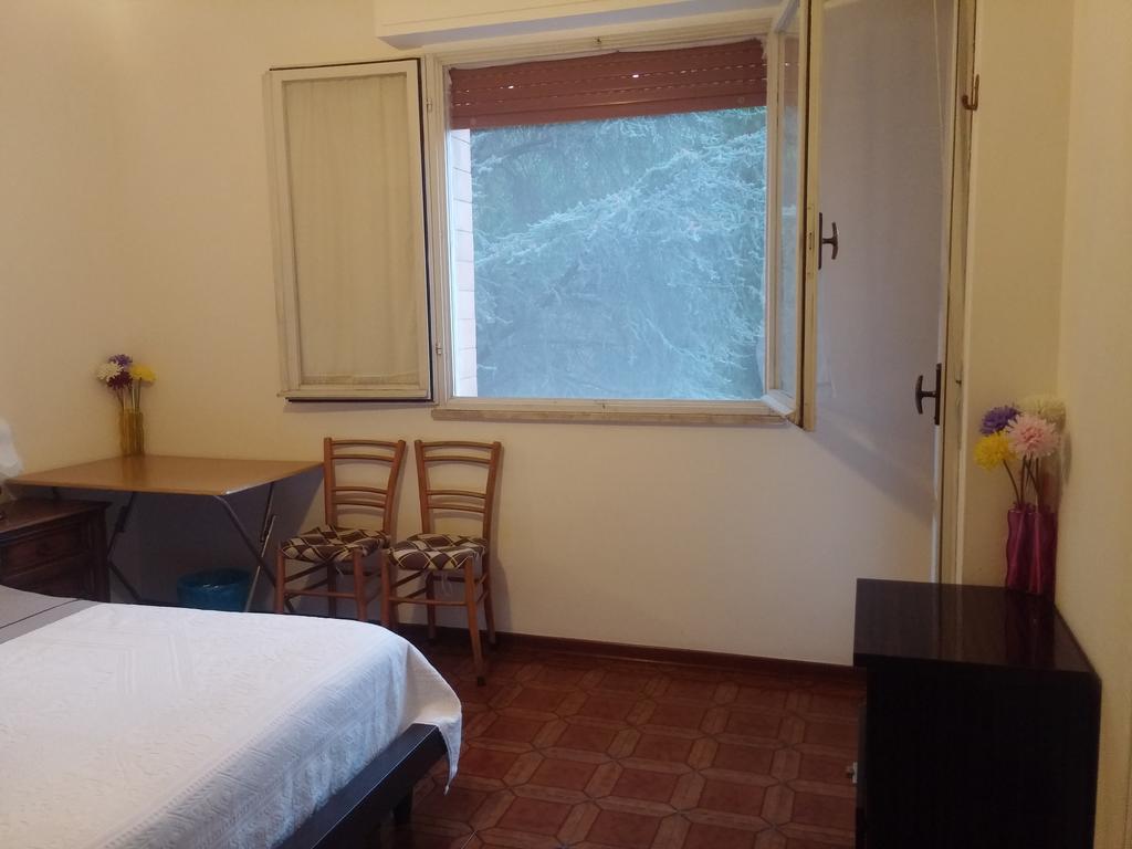 Accogliente E Ospitale B&B Perugia Exterior foto